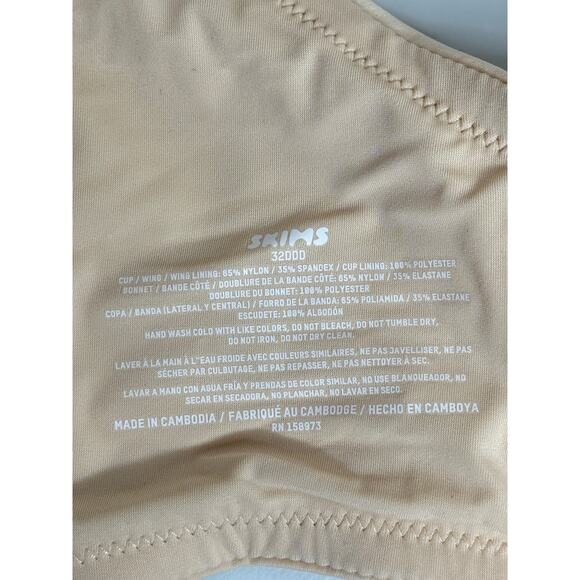 SKIMS NWT Smoothing Intimates Full Coverage Lightly Lined Bra Sand Beige 32DDD - Picture 9 of 9